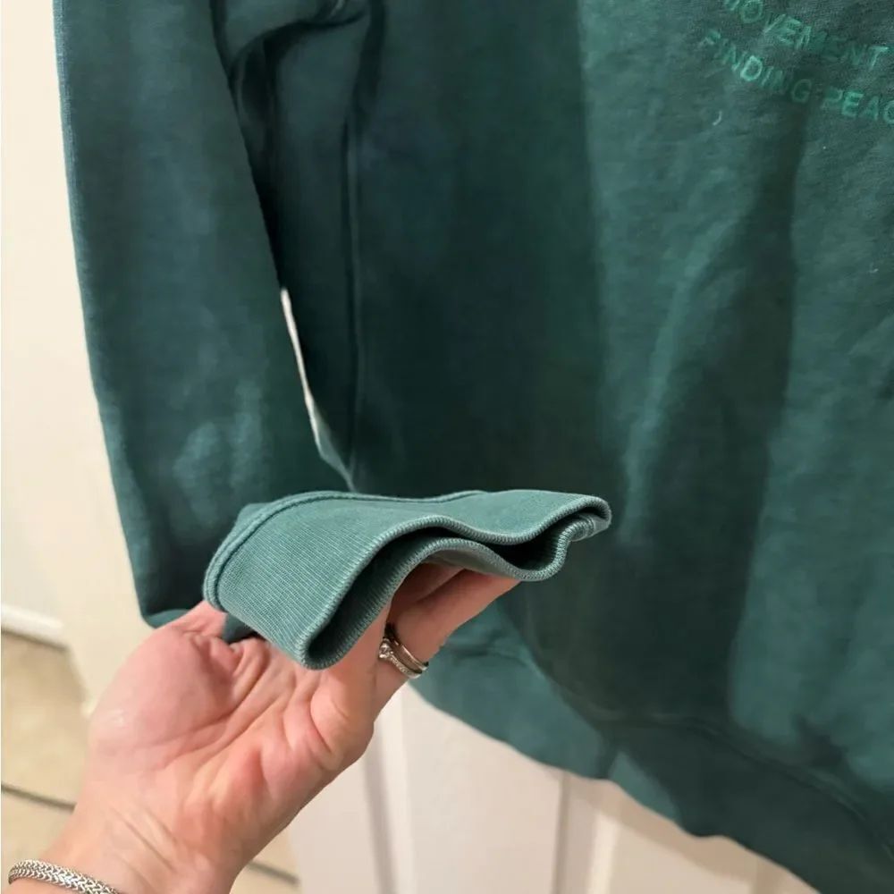 Nike Vintage Distressed Green Nike Hoodie Sweatshirt — Used, Size M - Picture 4 of 10